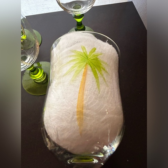 Set of 8 Hand painted & Hand carved/etched Palm Tree glass ware. - Picture 14 of 16